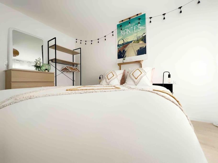L'Imperti'Nantes Apartment ภายนอก รูปภาพ