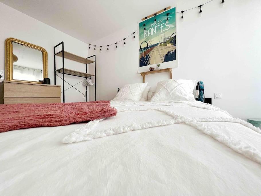 L'Imperti'Nantes Apartment ภายนอก รูปภาพ